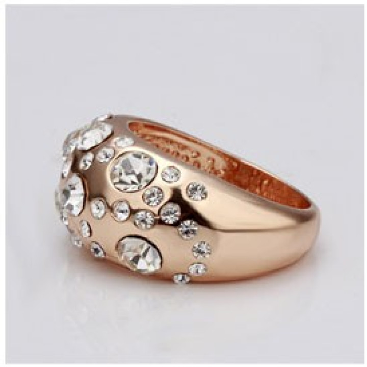 Кольцо с кристаллами Сваровски R8078